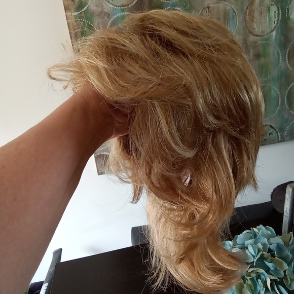 Revlon Directions Butterscotch Synthetic Hair Wig - Picture 11 of 14